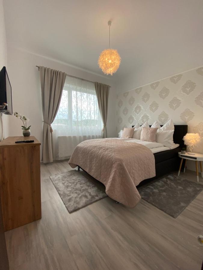 Holiday House Rasnov Exterior photo